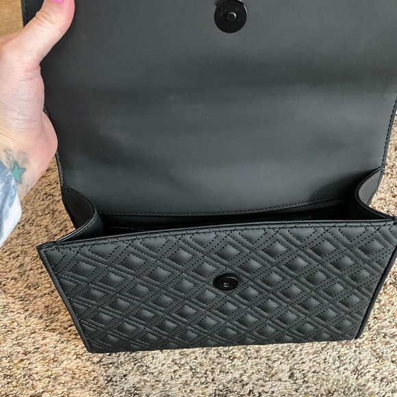 Tory Burch large Fleming-SOLD - Picture 3 of 4